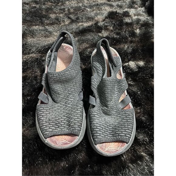 BZees Black Wedge Sandals Size 9 KISS Sport Casual Slingback Open Toe - Picture 2 of 5